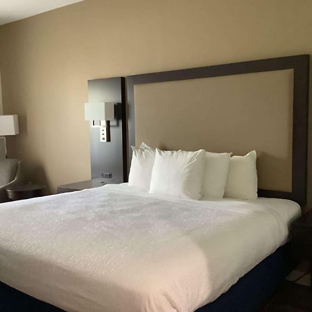 Best Western Plus Madison Exterior photo
