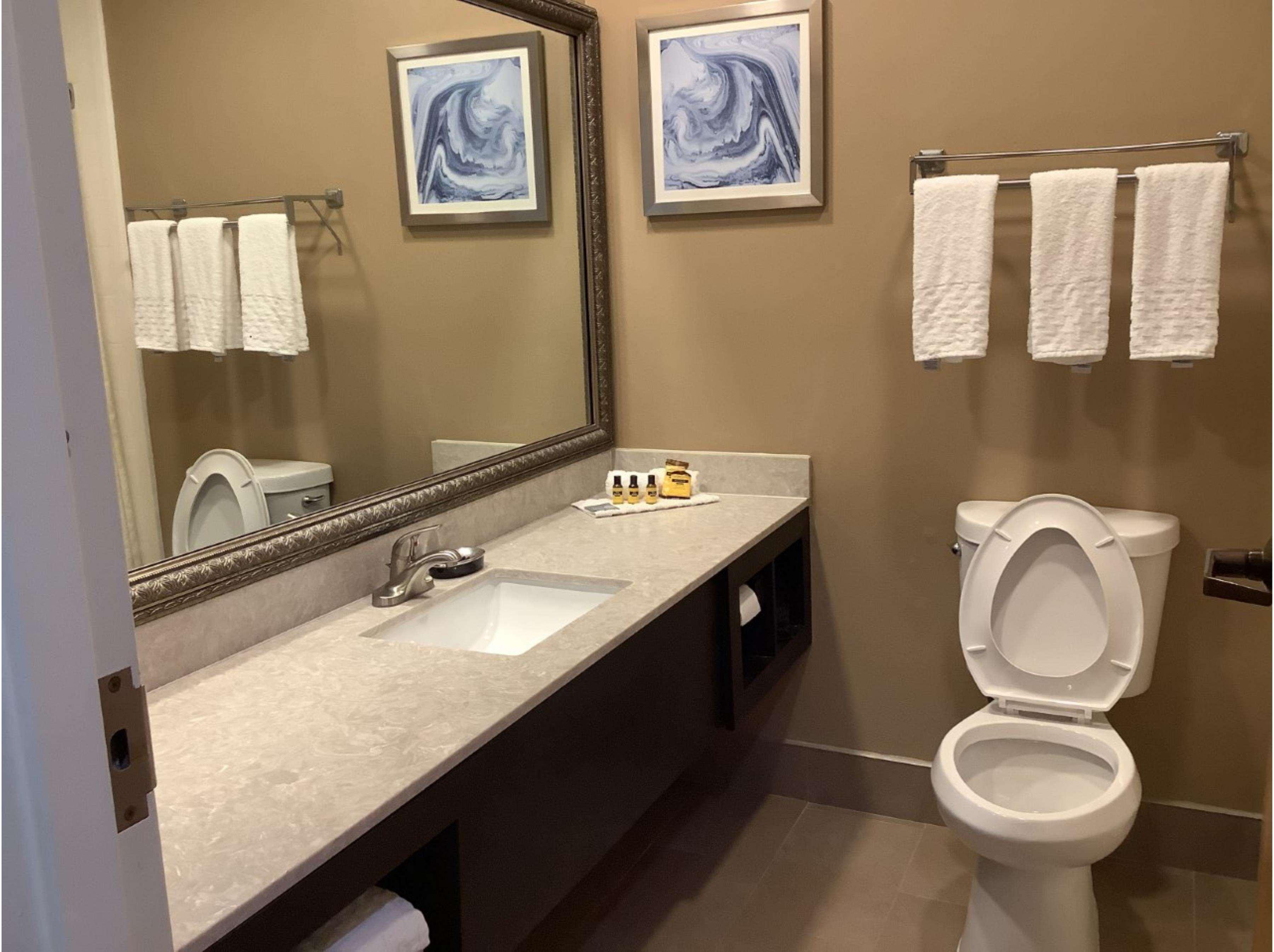 Best Western Plus Madison Exterior photo