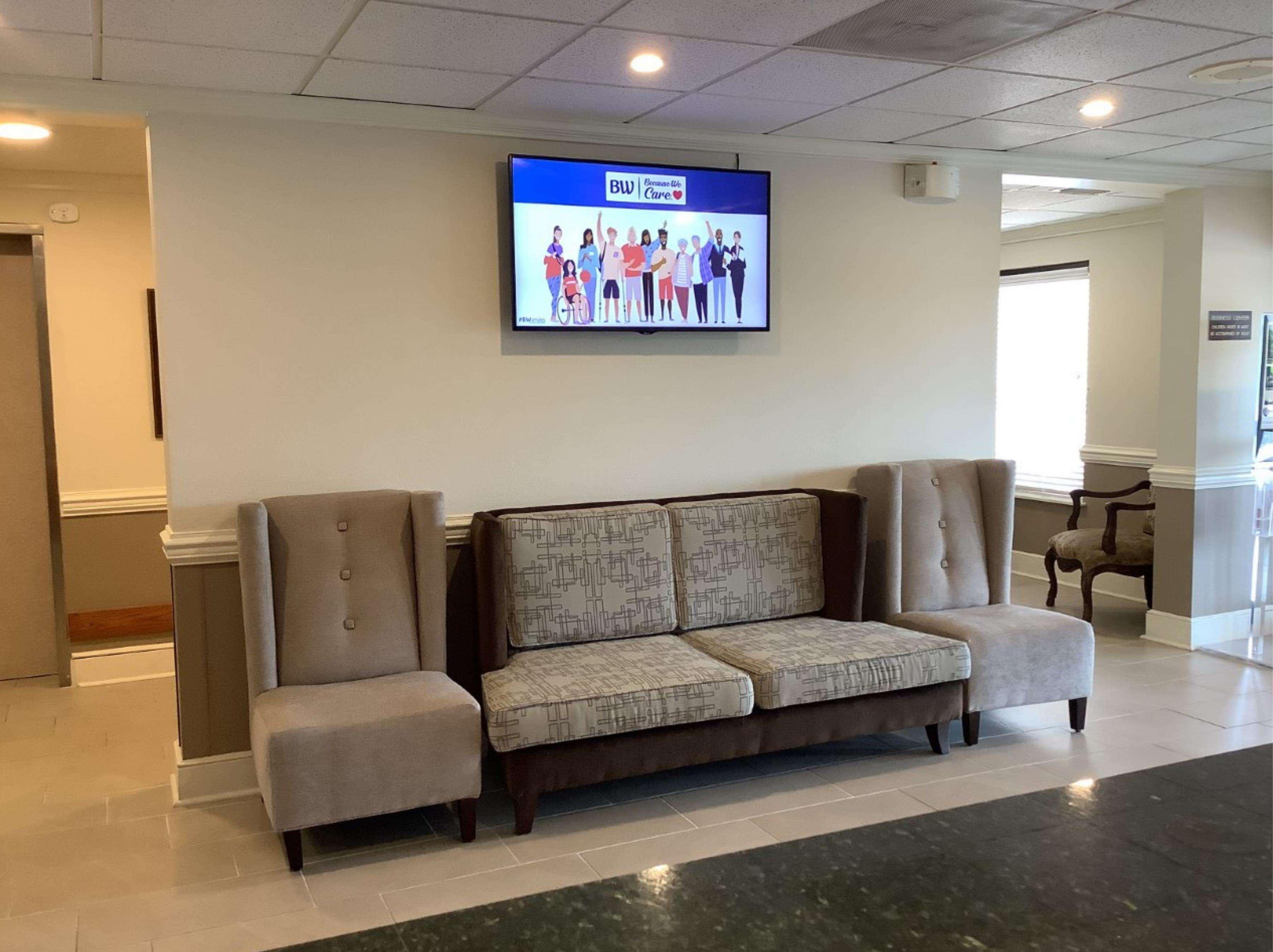Best Western Plus Madison Exterior photo